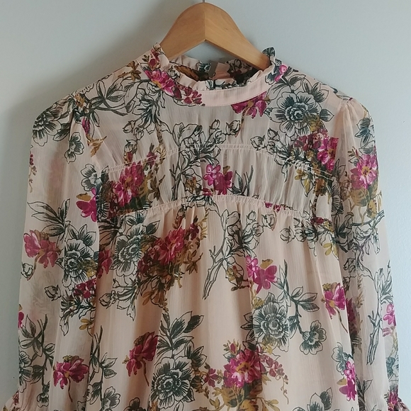 Brand New. Express Dress - Picture 2 of 10